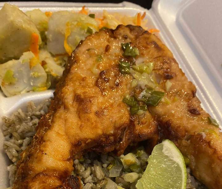 Repas authentique caribéen à livrer en Martinique