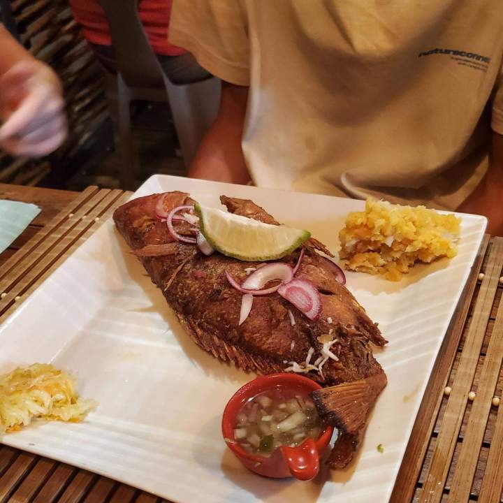 Poissons frits Martinique